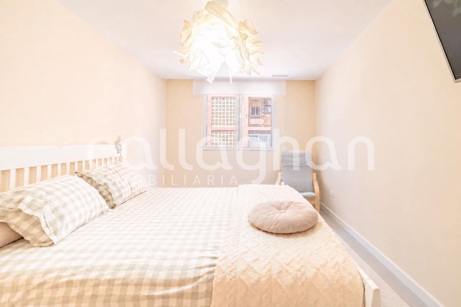 3 sypialnia Mieszkanie na sprzedaż w Miasto Walencja z garażem - 350 000 € (Ref: 9879013)
