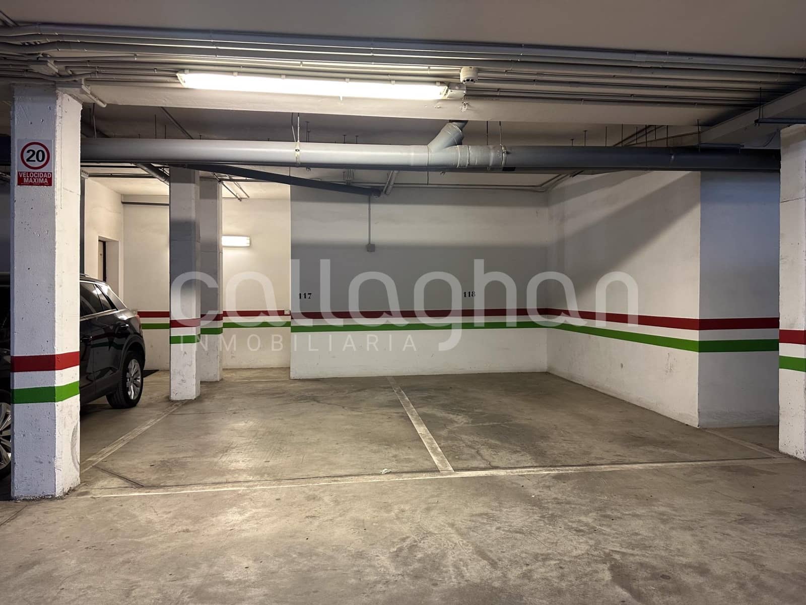 4 bedroom Terraced Villa for rent in Paterna with pool garage - € 2,800 (Ref: 9882086)