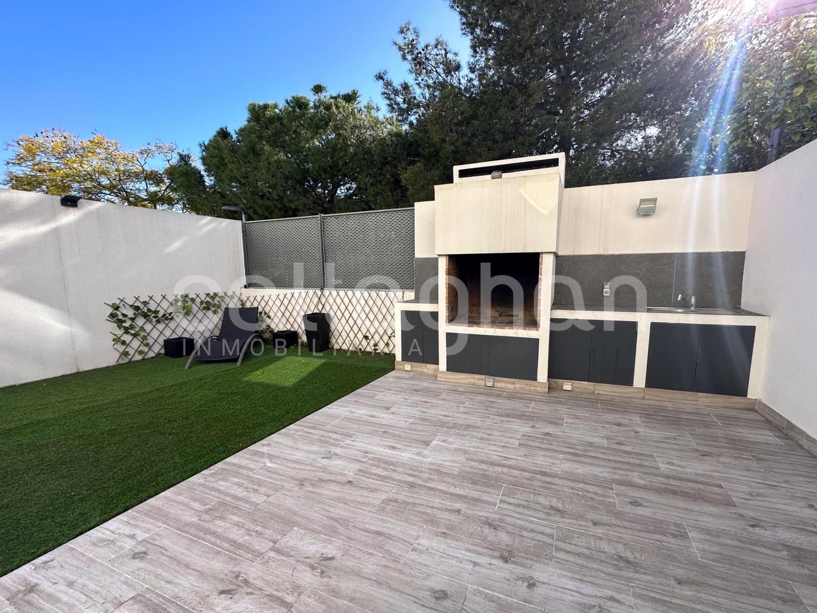 4 bedroom Terraced Villa for rent in Paterna with pool garage - € 2,800 (Ref: 9882086)