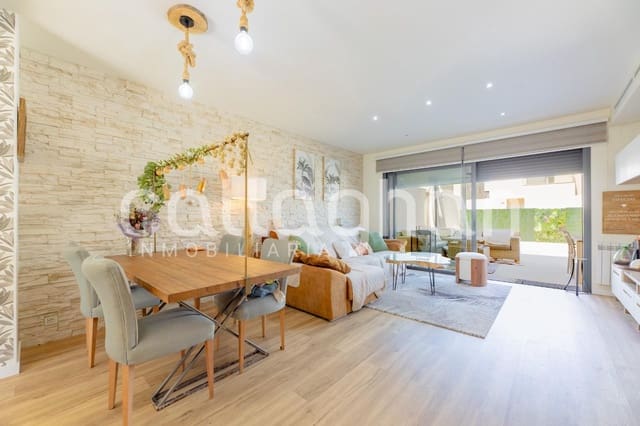 4 bedroom Terraced Villa for rent in Paterna with pool garage - € 2,800 (Ref: 9882086)