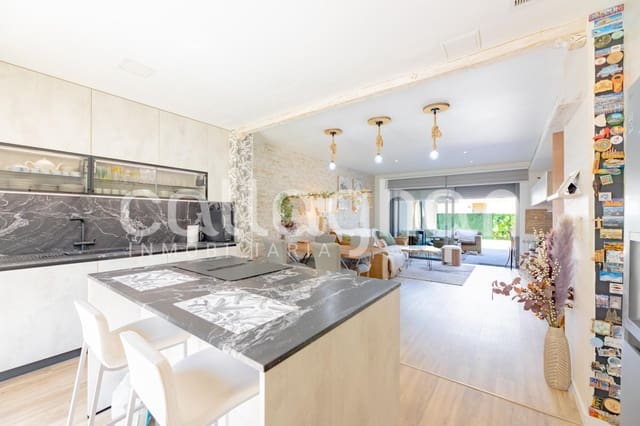 4 bedroom Terraced Villa for rent in Paterna with pool garage - € 2,800 (Ref: 9882086)