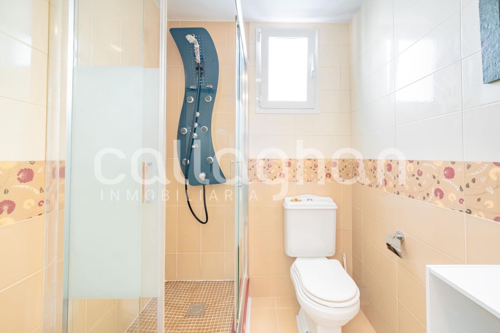 1 makuuhuone Kattohuoneisto vuokrattavana paikassa Valencia kaupunki - 1 500 € (Ref: 9885016)