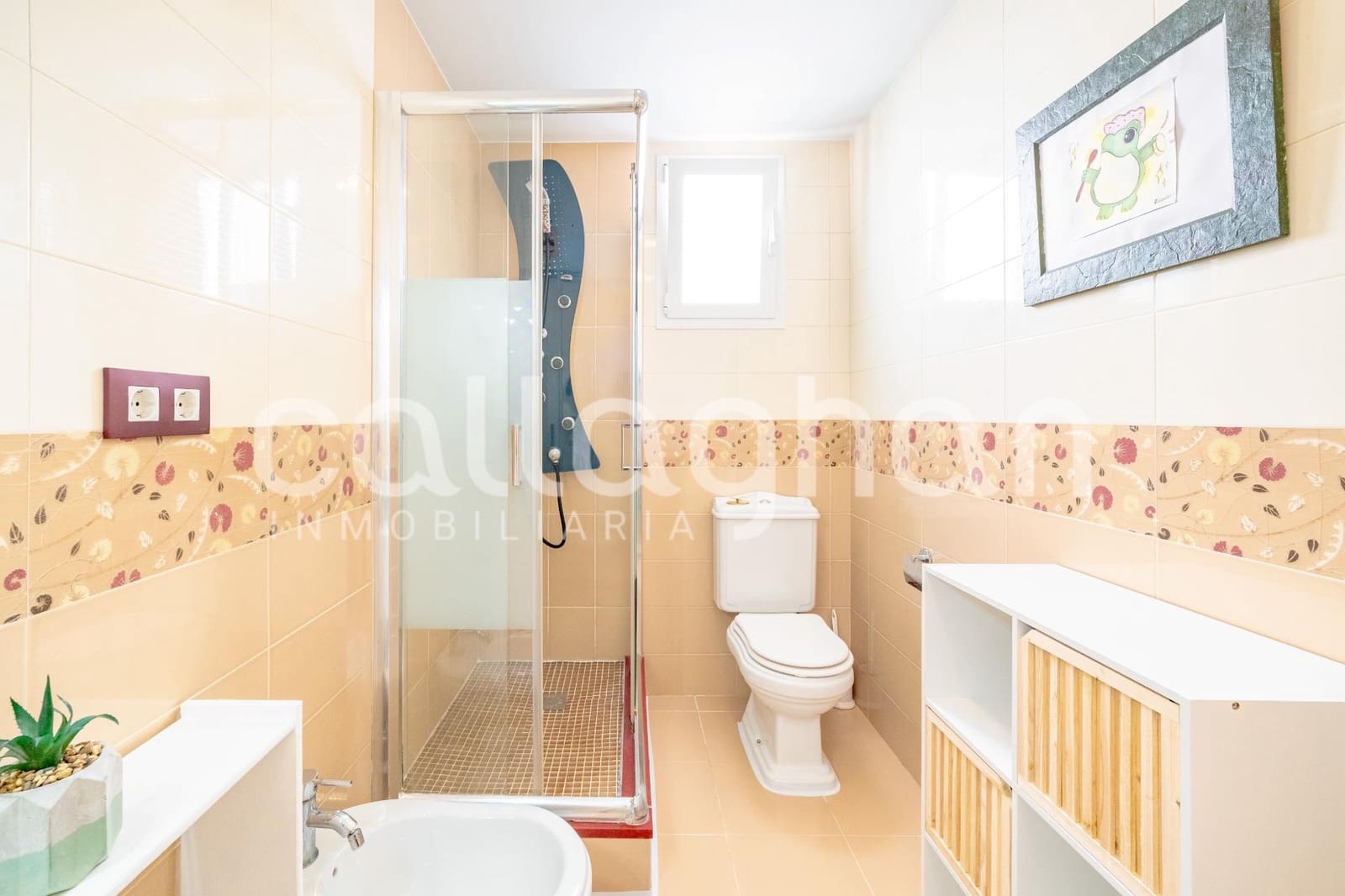 1 makuuhuone Kattohuoneisto vuokrattavana paikassa Valencia kaupunki - 1 500 € (Ref: 9885016)