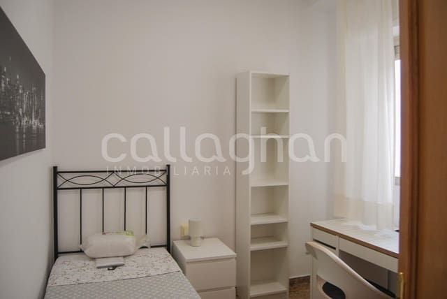 4 slaapkamer Flat te huur in Mestalla, Valencia stad - € 1.400 (Ref: 9885017)