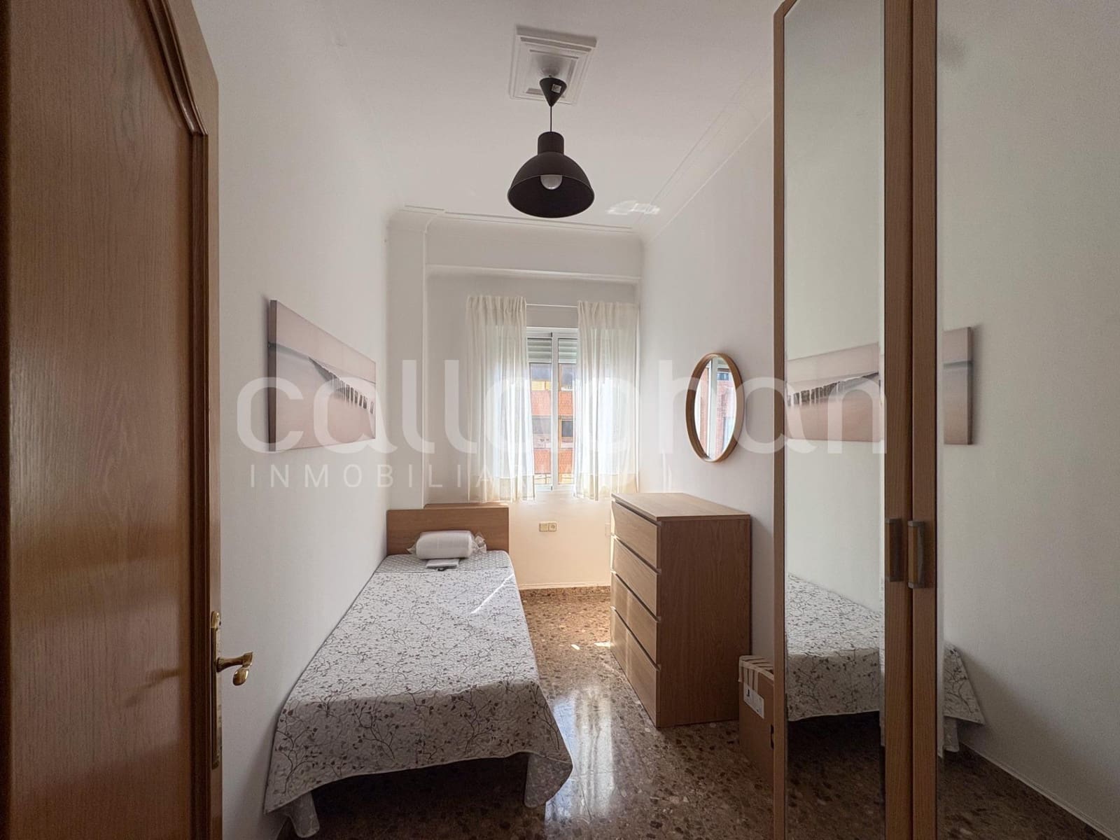 4 camera da letto Appartamento da affittare in Valencia citta - 1.400 € (Rif: 9885017)