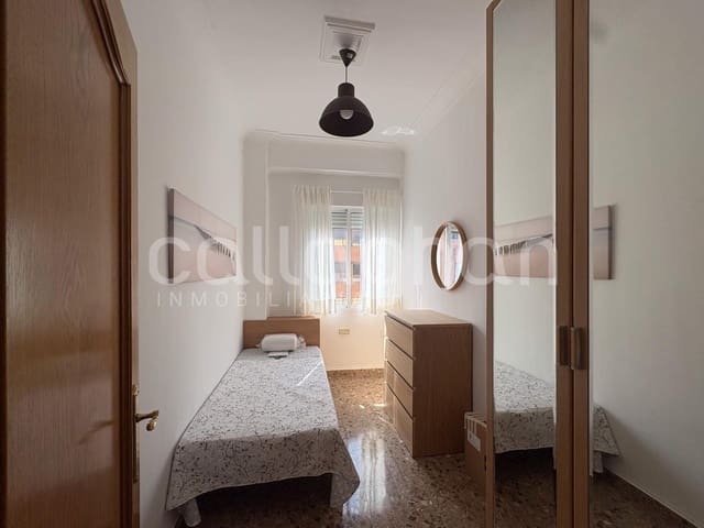 4 slaapkamer Flat te huur in Mestalla, Valencia stad - € 1.400 (Ref: 9885017)