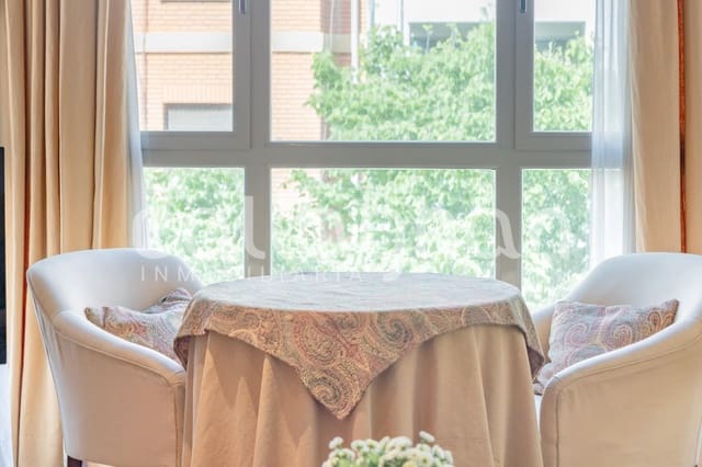 3 camera da letto Appartamento da affittare in La Petxina, Valencia città - 1.800 € (Rif: 9885018)