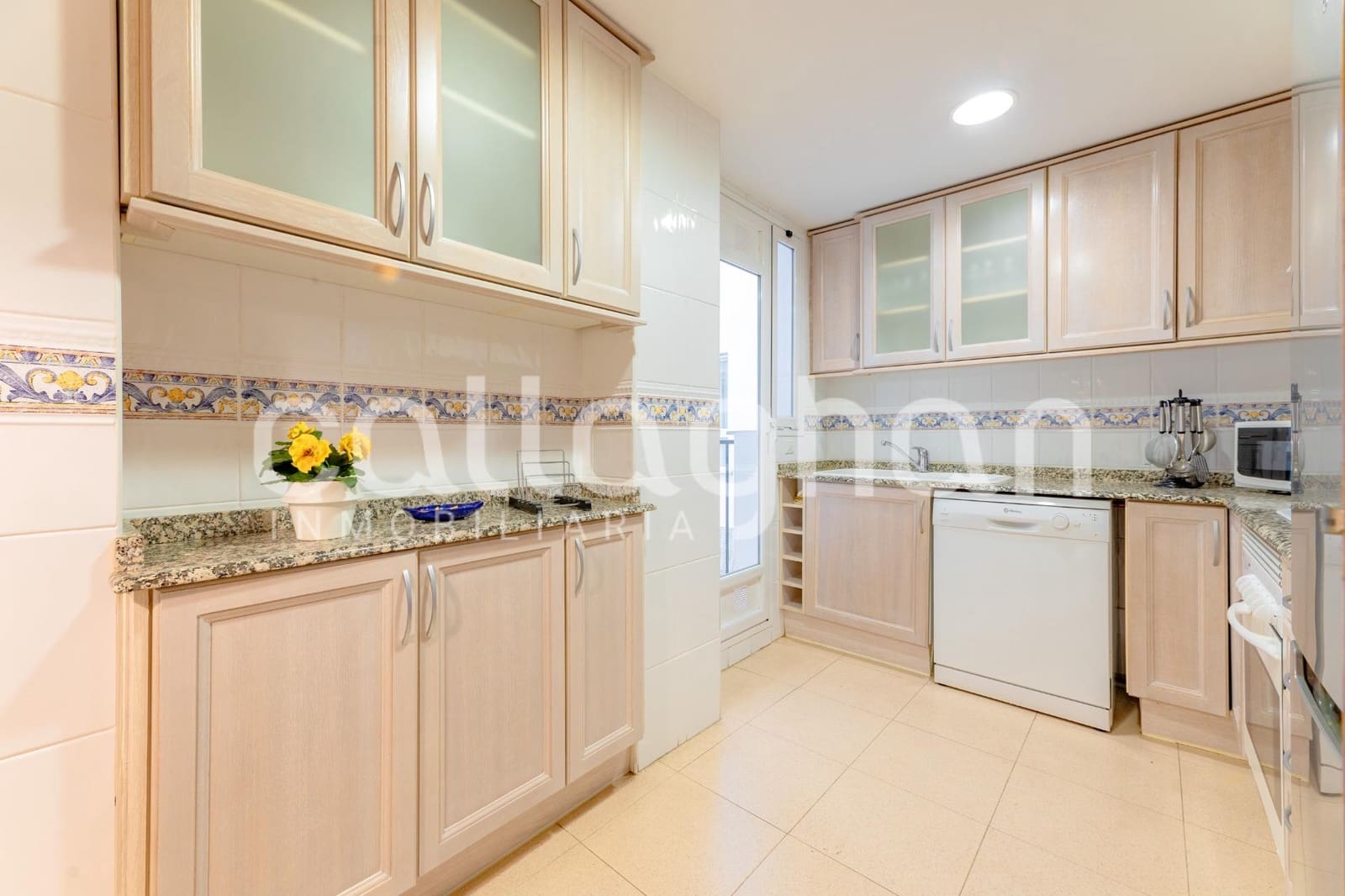 3 camera da letto Appartamento da affittare in Valencia citta - 1.800 € (Rif: 9885018)