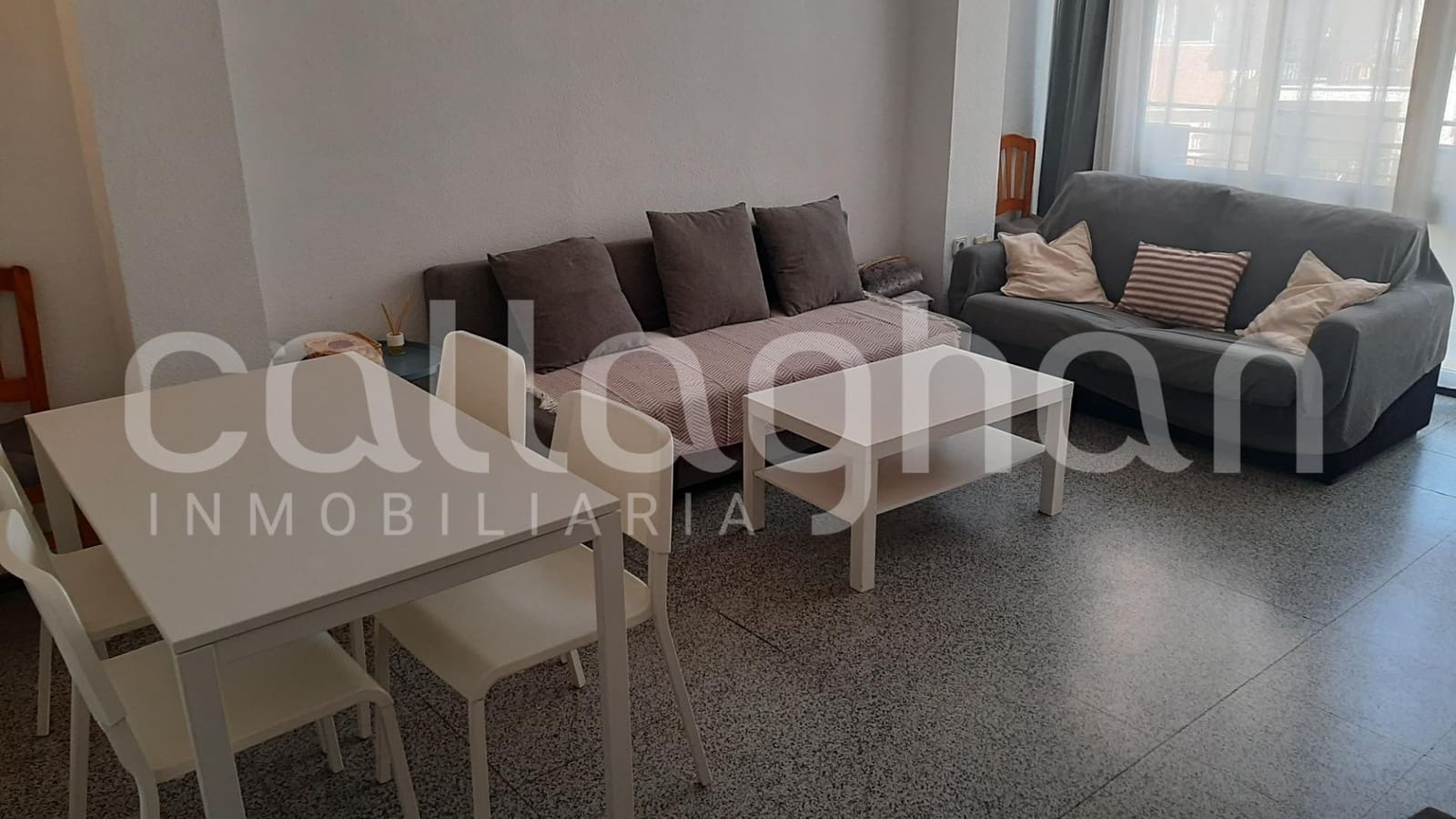 4 bedroom Flat for sale in Valencia city - € 430,000 (Ref: 9894072)