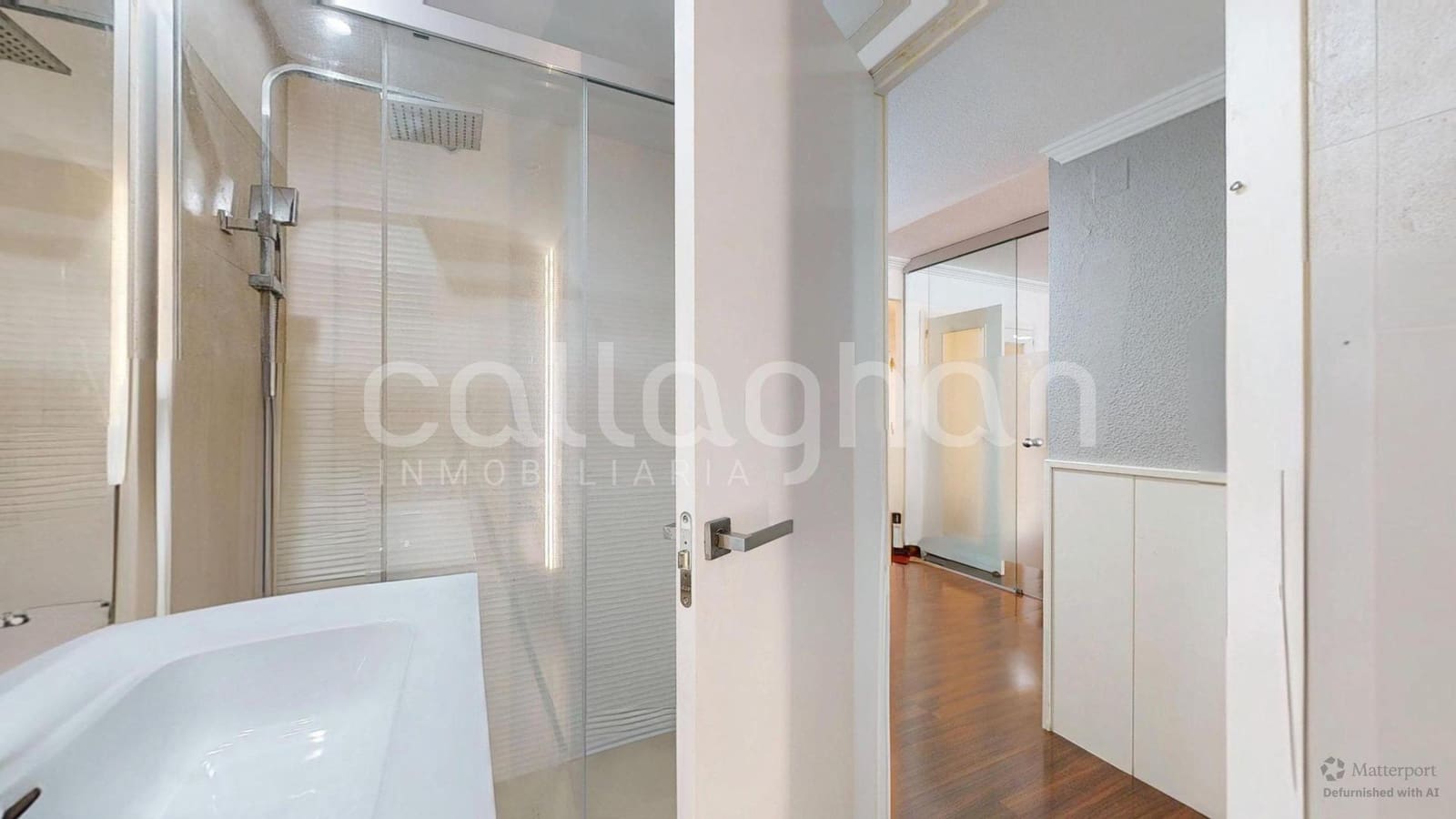 4 slaapkamer Flat te koop in Valencia stad met garage - € 790.000 (Ref: 9894074)