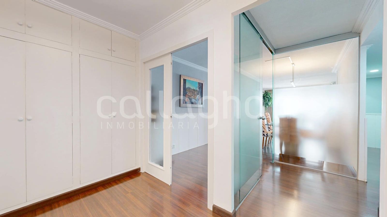 4 slaapkamer Flat te koop in Valencia stad met garage - € 790.000 (Ref: 9894074)