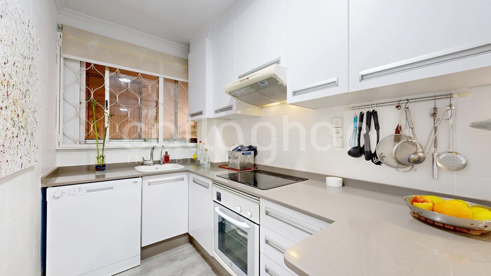 4 slaapkamer Flat te koop in Valencia stad met garage - € 790.000 (Ref: 9894074)