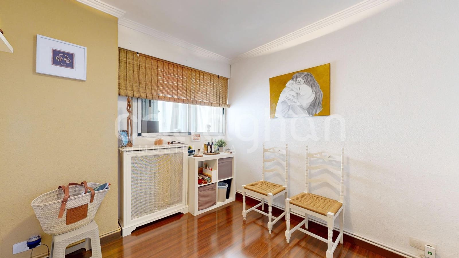 4 slaapkamer Flat te koop in Valencia stad met garage - € 790.000 (Ref: 9894074)