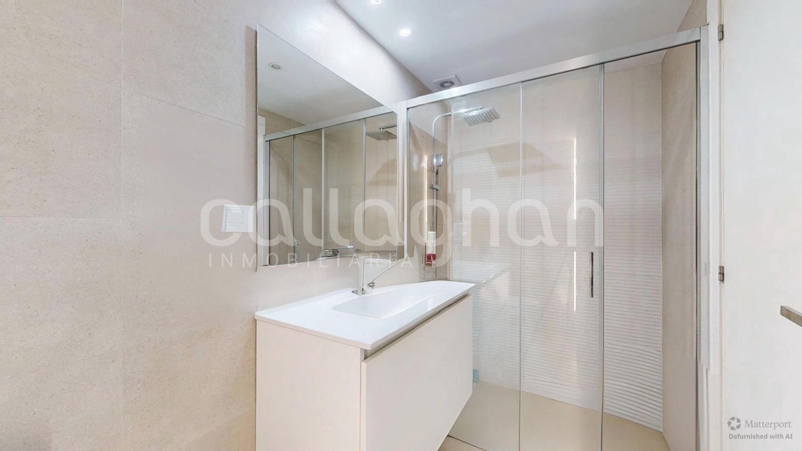 4 slaapkamer Flat te koop in Valencia stad met garage - € 790.000 (Ref: 9894074)