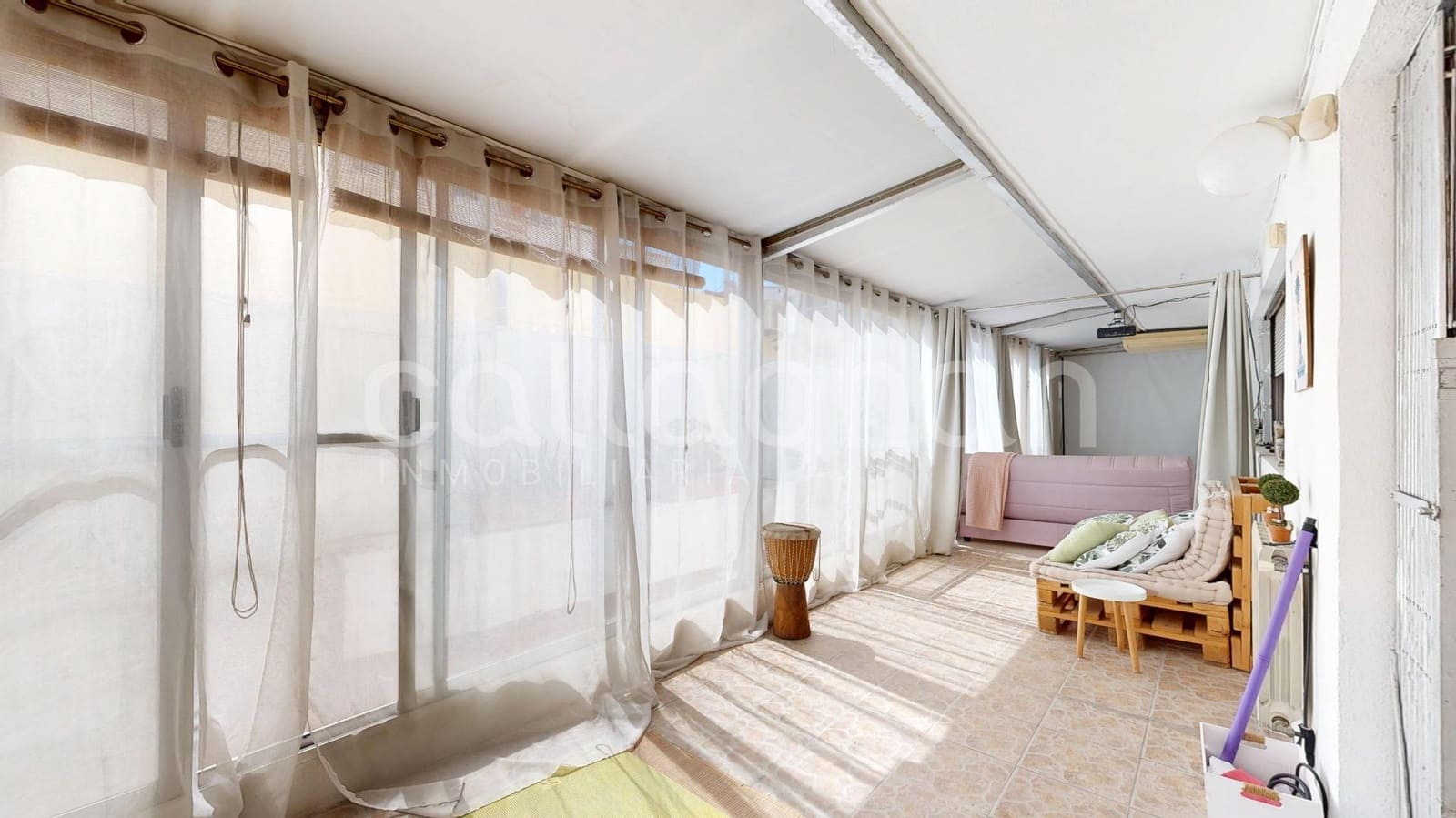 4 slaapkamer Flat te koop in Valencia stad met garage - € 790.000 (Ref: 9894074)
