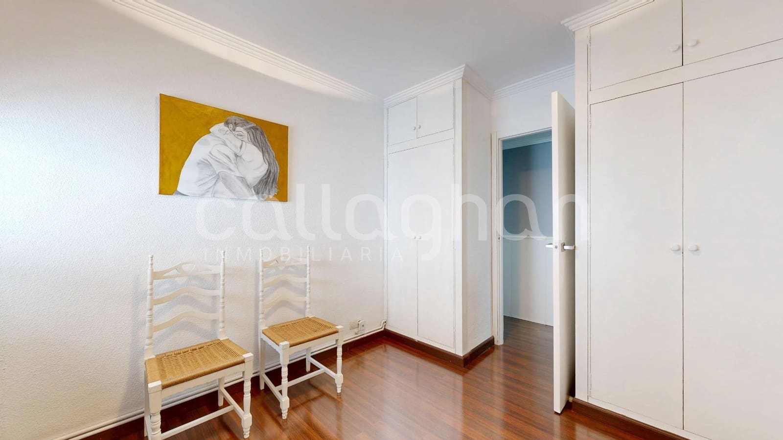4 slaapkamer Flat te koop in Valencia stad met garage - € 790.000 (Ref: 9894074)