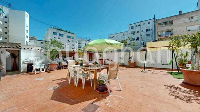 4 sovrum Lägenhet till salu i La Gran Via, Valencia stad med garage - 790 000 € (Ref: 9894074)