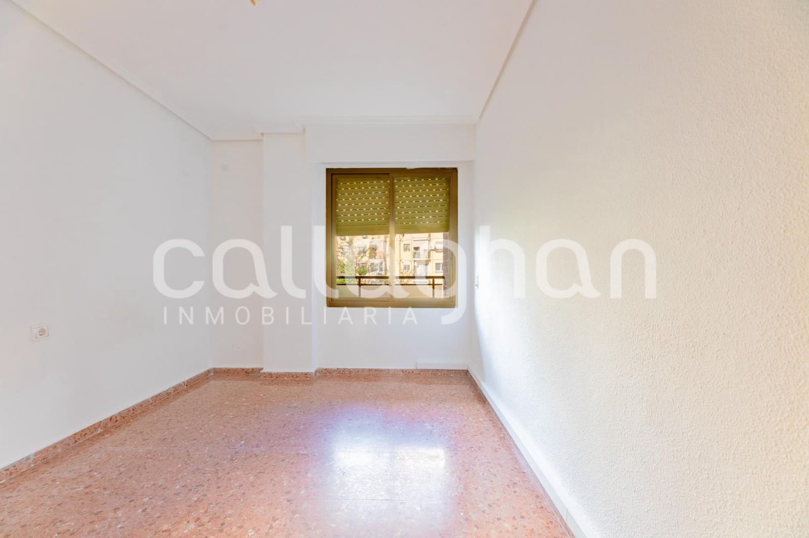 3 Zimmer Wohnung zu verkaufen in Valencia Stadt - 370.000 € (Ref: 9896223)