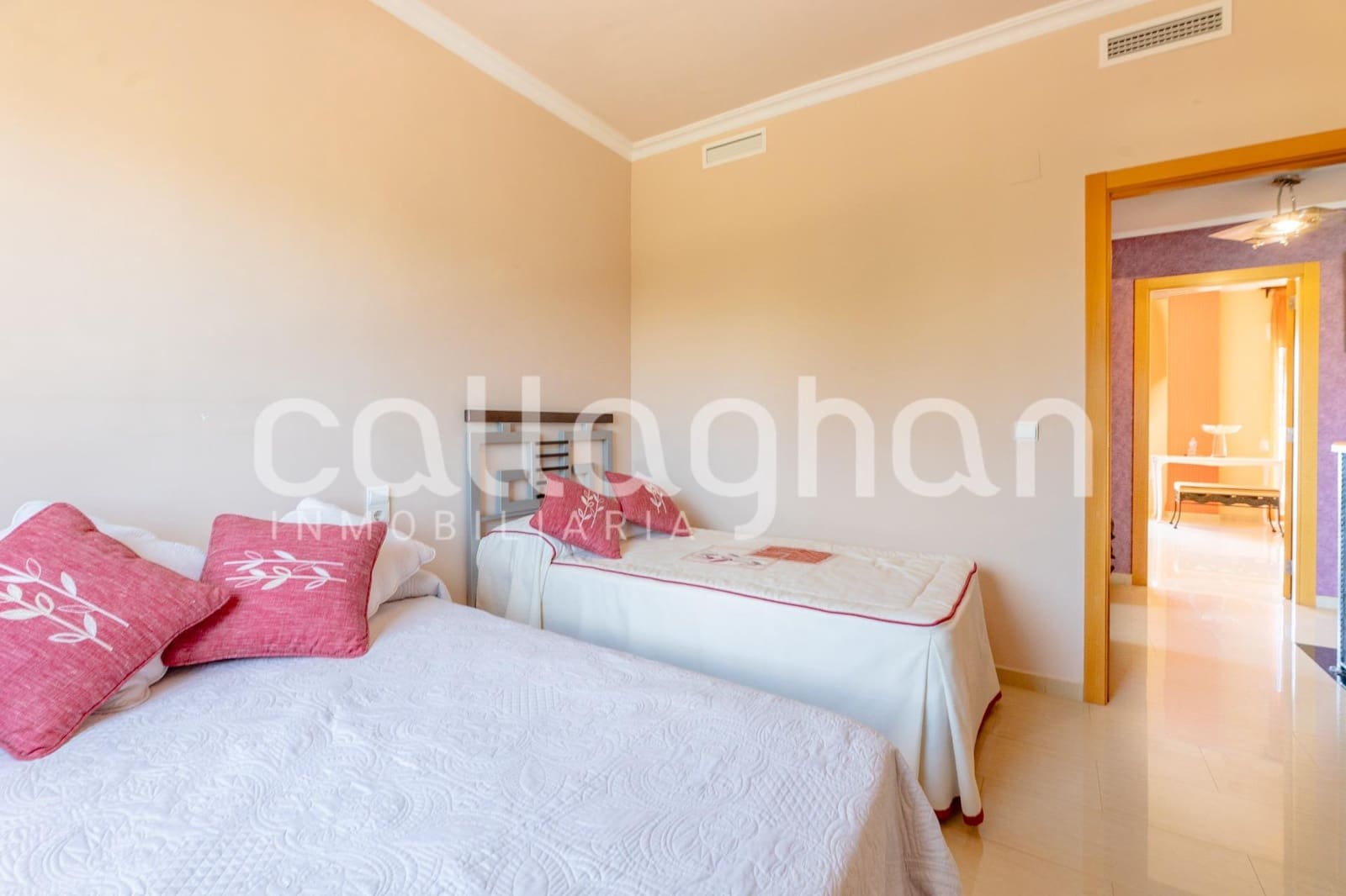 4 soverom Villa til salgs i Lliria med garasje - € 498 000 (Ref: 9904166)