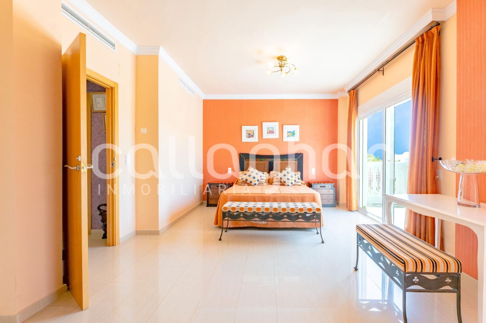 4 soverom Villa til salgs i Lliria med garasje - € 498 000 (Ref: 9904166)