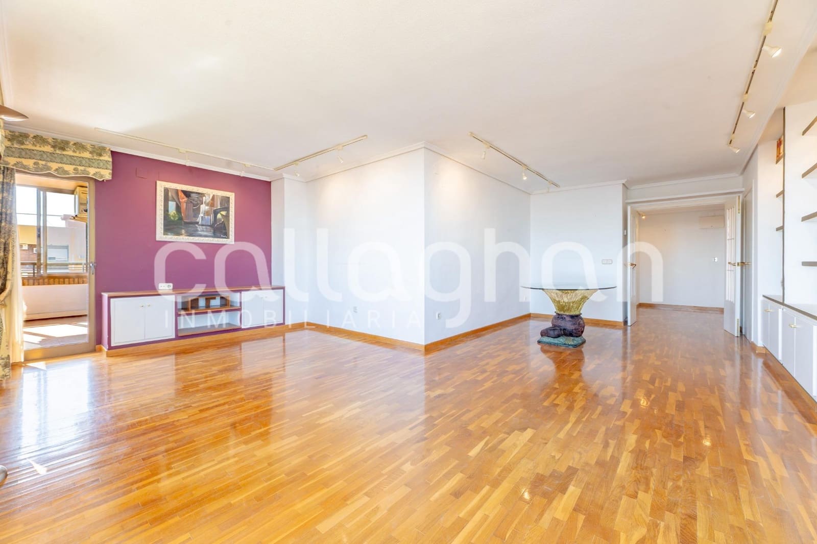 2 sovrum Lägenhet till salu i Valencia stad med garage - 439 000 € (Ref: 9911228)