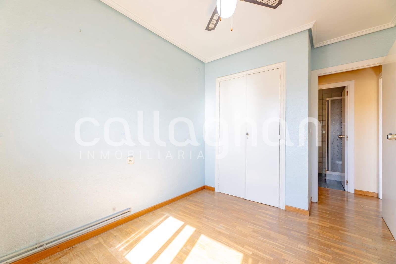 2 sovrum Lägenhet till salu i Valencia stad med garage - 439 000 € (Ref: 9911228)