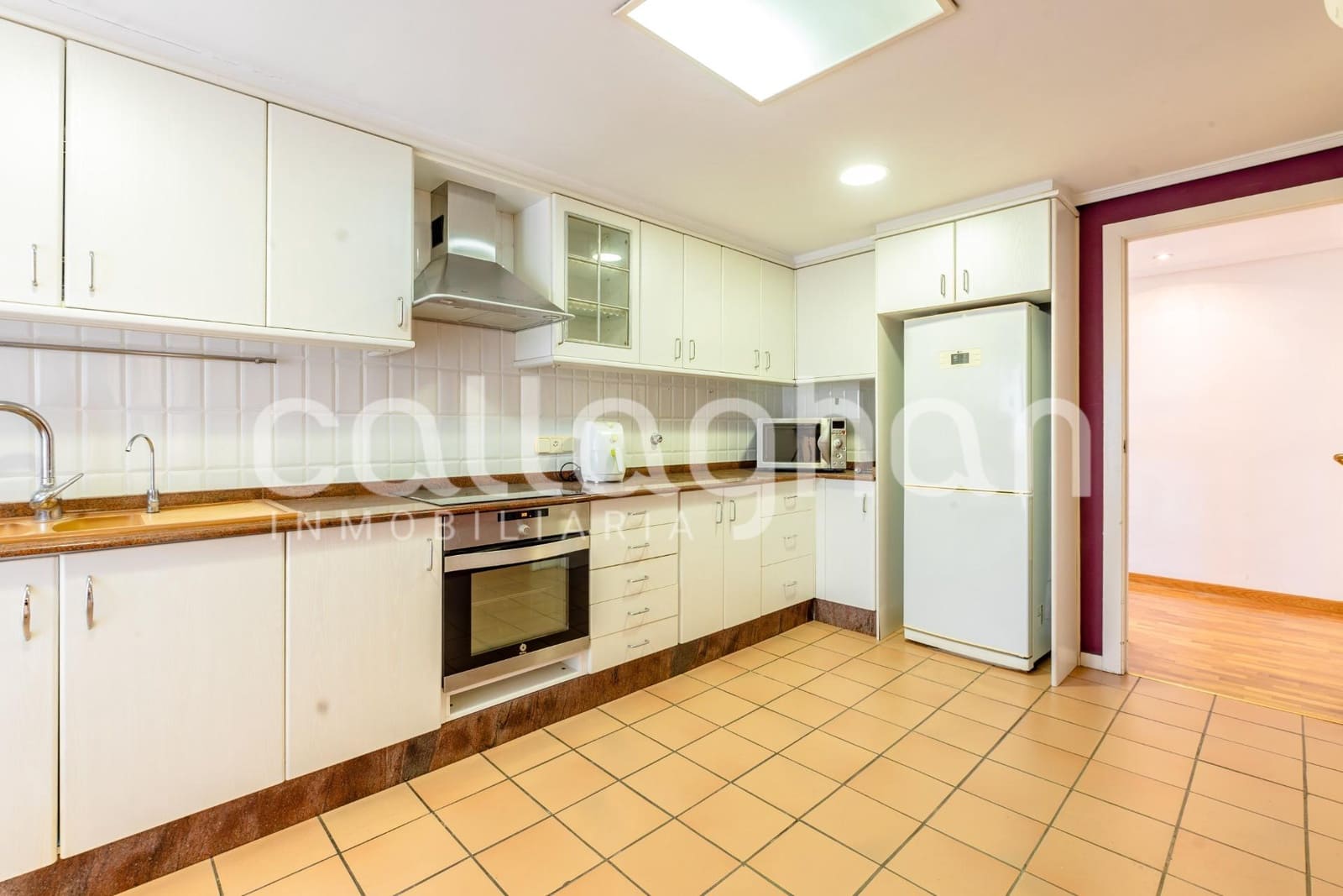 2 sovrum Lägenhet till salu i Valencia stad med garage - 439 000 € (Ref: 9911228)
