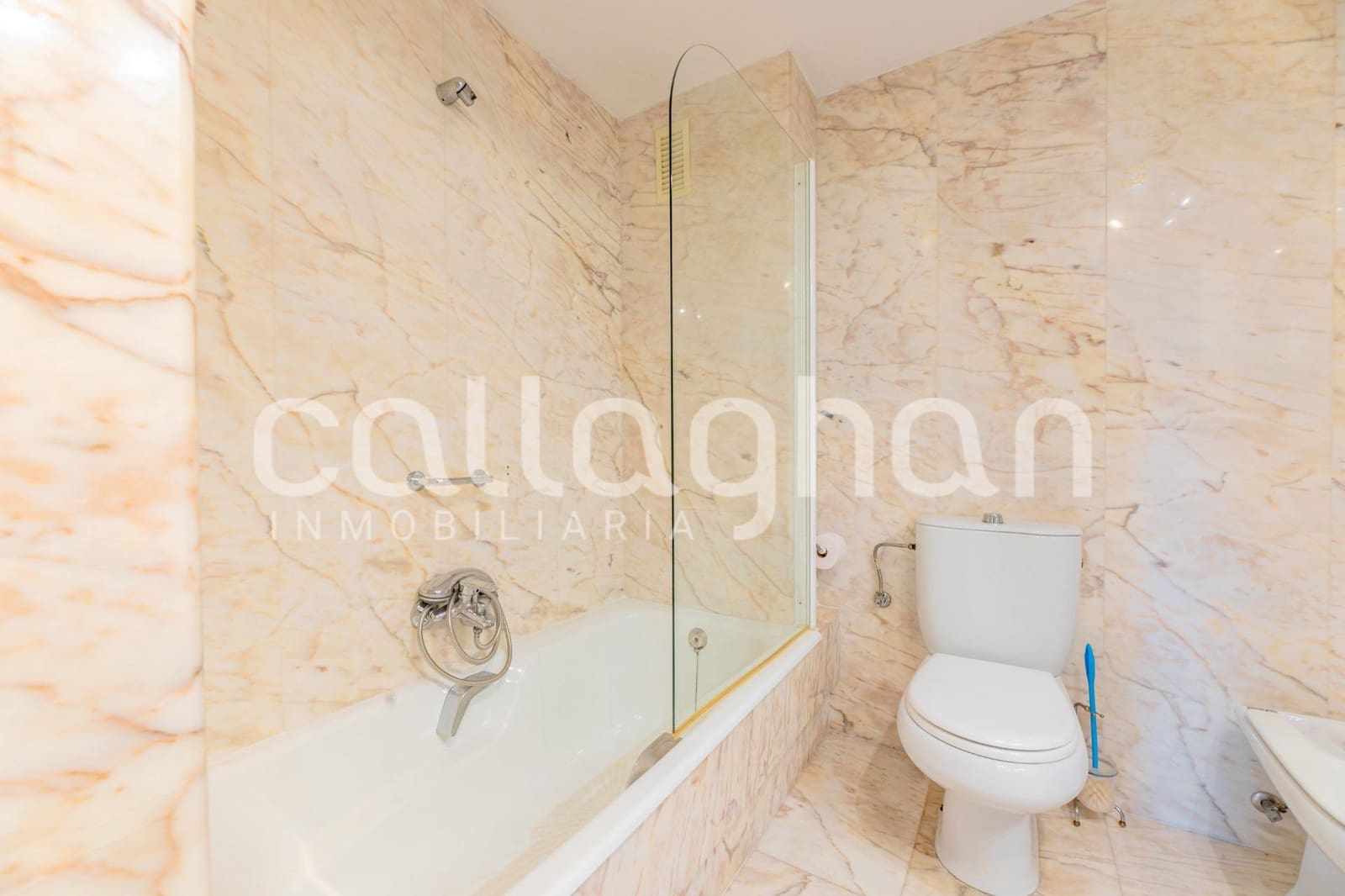 2 sovrum Lägenhet till salu i Valencia stad med garage - 439 000 € (Ref: 9911228)