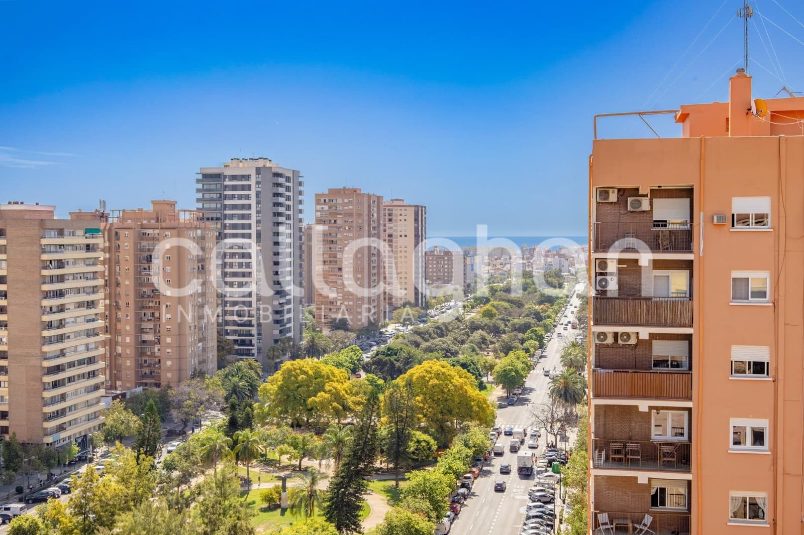 2 sovrum Lägenhet till salu i Valencia stad med garage - 439 000 € (Ref: 9911228)