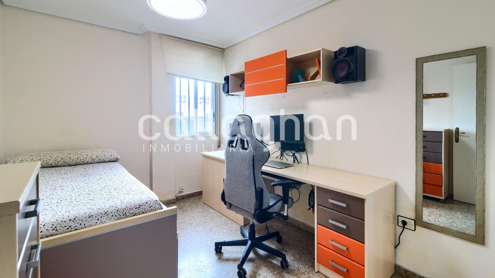 4 bedroom Flat for sale in Chilches with garage - € 138,000 (Ref: 9916041)