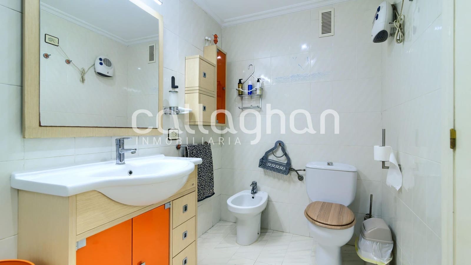 4 bedroom Flat for sale in Chilches with garage - € 138,000 (Ref: 9916041)