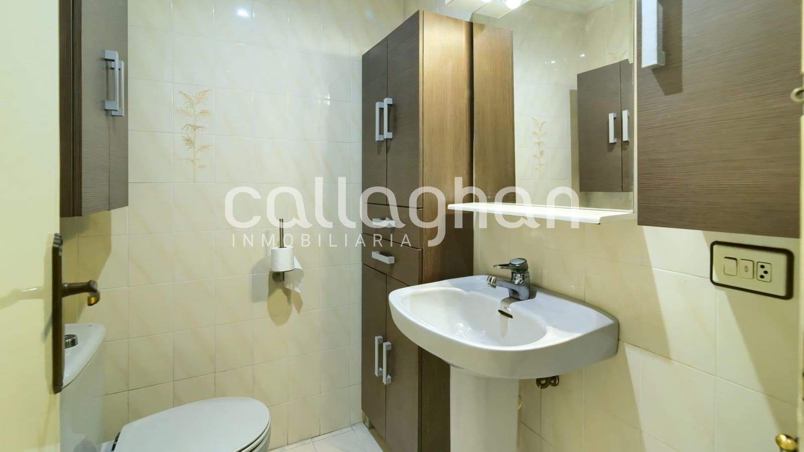 4 bedroom Flat for sale in Chilches with garage - € 138,000 (Ref: 9916041)