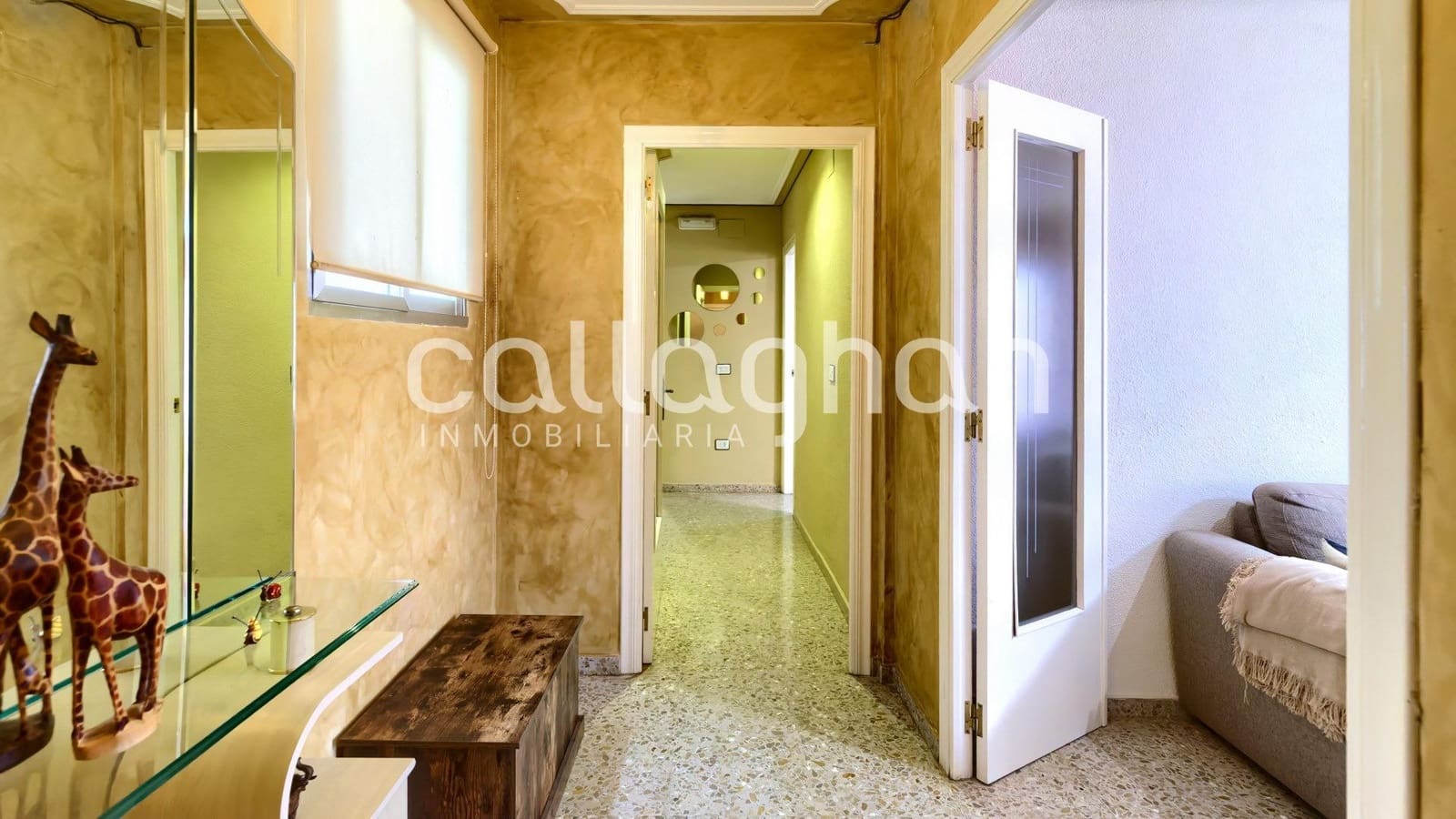 4 bedroom Flat for sale in Chilches with garage - € 138,000 (Ref: 9916041)