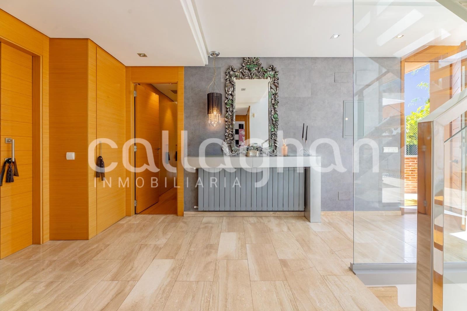 6 bedroom Villa for sale in Betera with pool garage - € 1,490,000 (Ref: 9920607)
