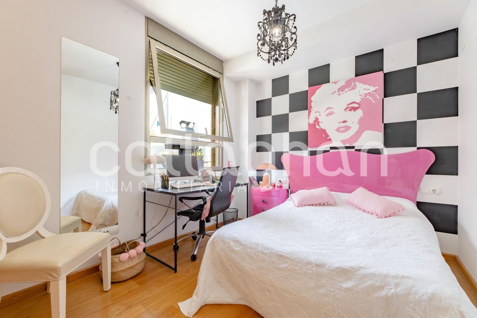 6 bedroom Villa for sale in Betera with pool garage - € 1,490,000 (Ref: 9920607)