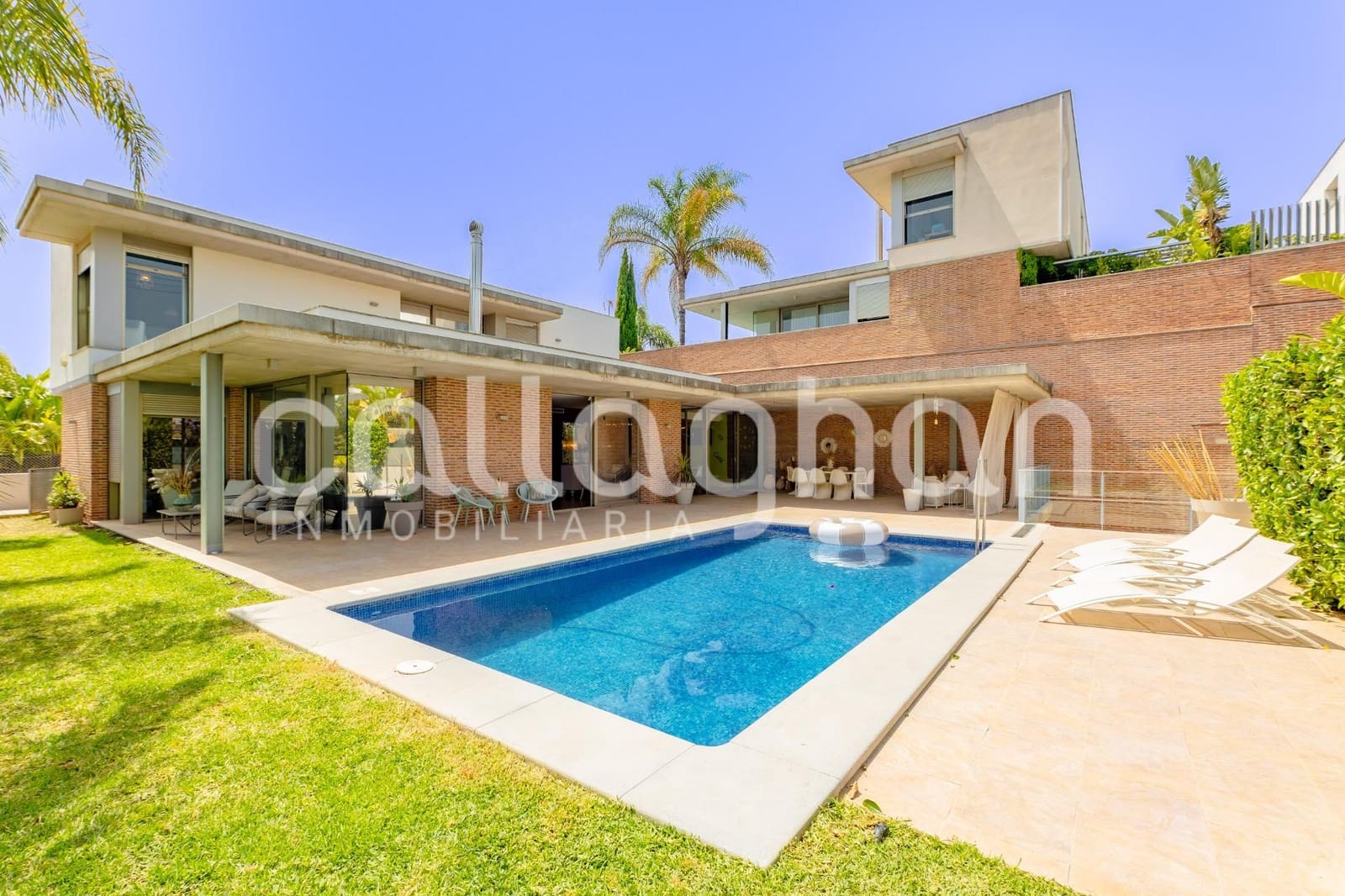 6 bedroom Villa for sale in Betera with pool garage - € 1,490,000 (Ref: 9920607)