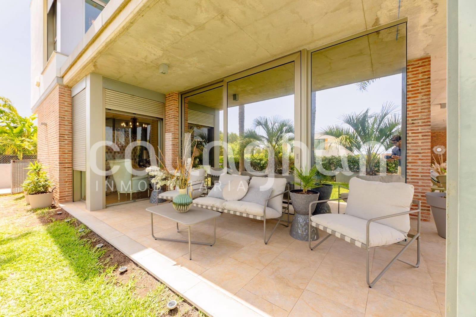 6 bedroom Villa for sale in Betera with pool garage - € 1,490,000 (Ref: 9920607)