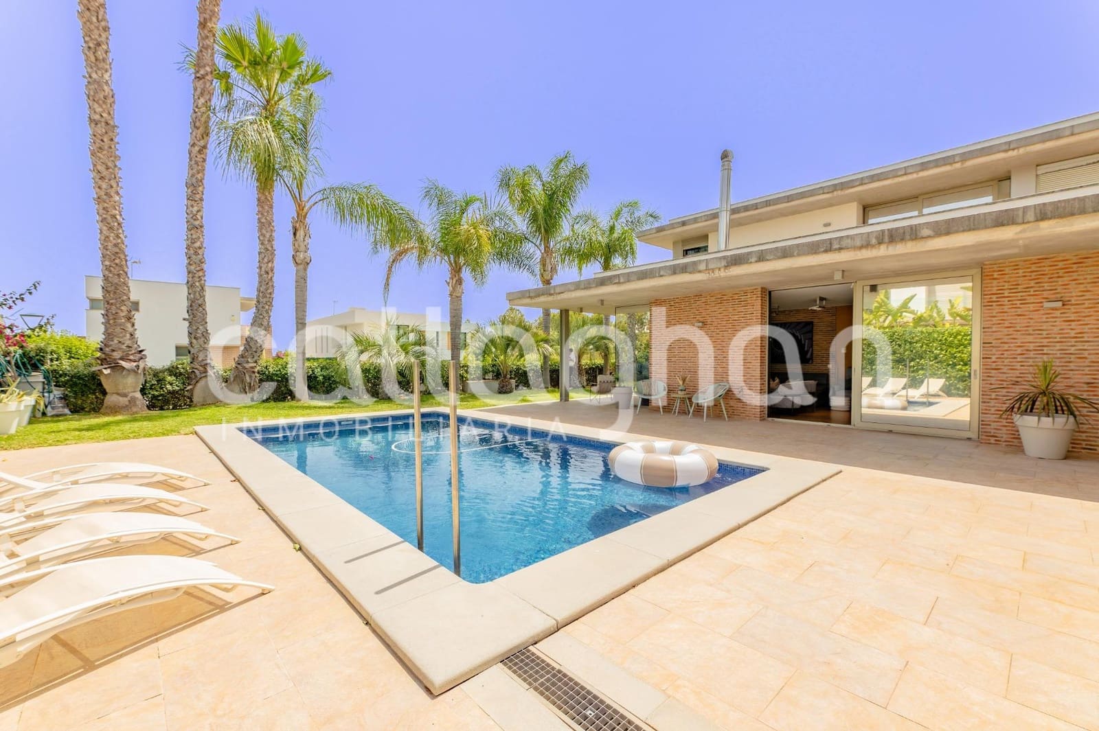 6 bedroom Villa for sale in Betera with pool garage - € 1,490,000 (Ref: 9920607)