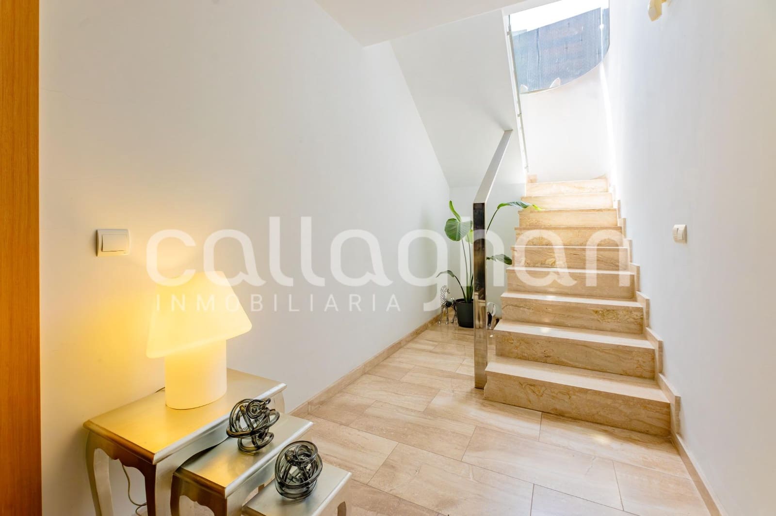 6 bedroom Villa for sale in Betera with pool garage - € 1,490,000 (Ref: 9920607)