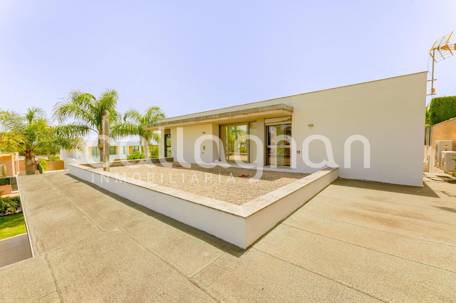 6 bedroom Villa for sale in Betera with pool garage - € 1,490,000 (Ref: 9920607)