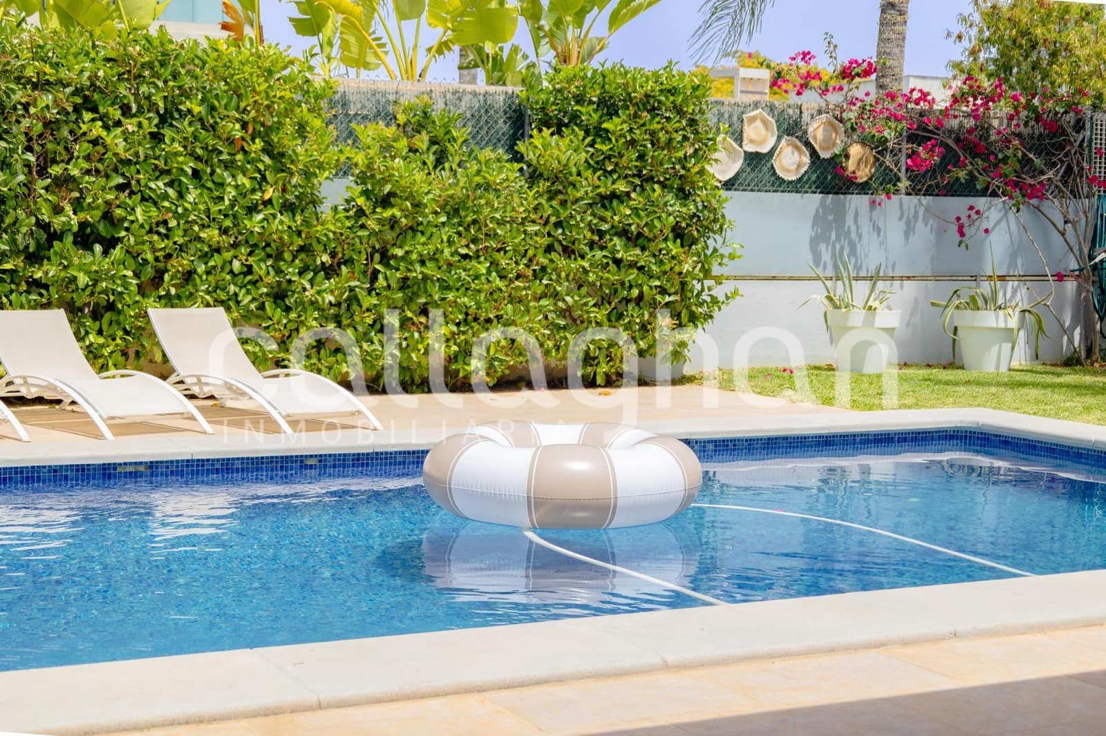 6 bedroom Villa for sale in Betera with pool garage - € 1,490,000 (Ref: 9920607)