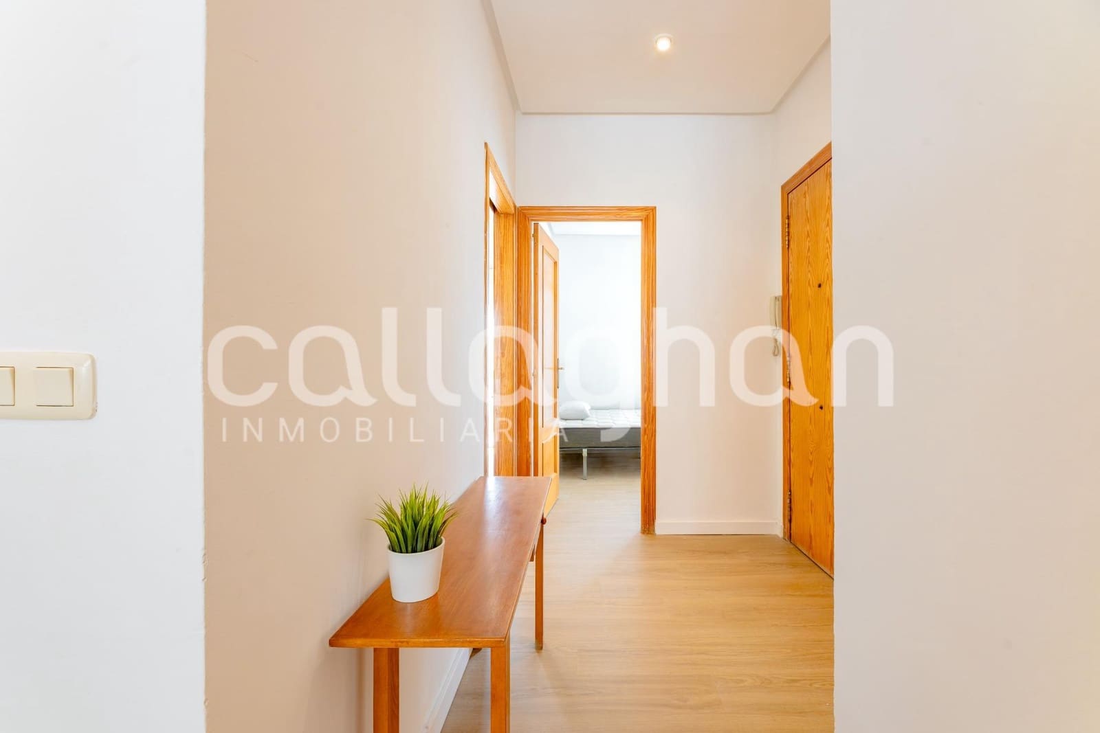 2 Zimmer Wohnung zu vermieten in Valencia Stadt - 1.200 € (Ref: 9927623)