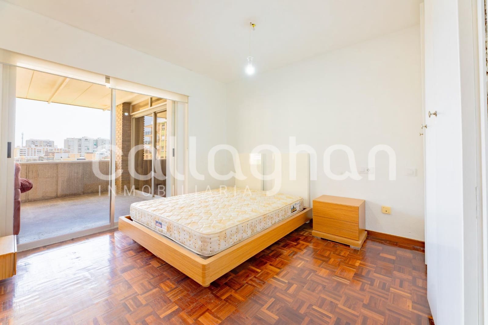 4 soveværelse Lejlighed til salg i Valencia by med garage - € 695.000 (Ref: 9927624)
