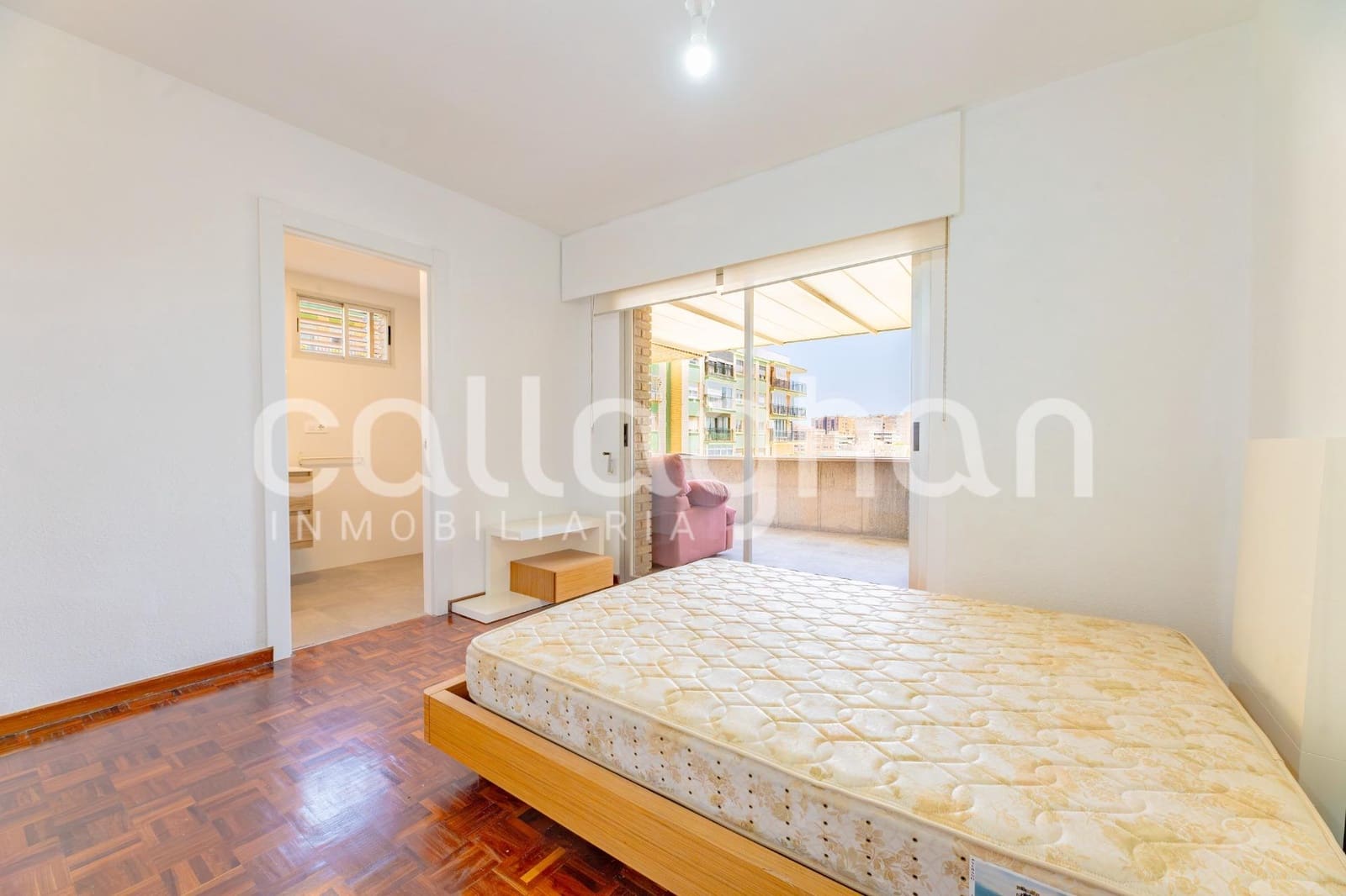 4 soveværelse Lejlighed til salg i Valencia by med garage - € 695.000 (Ref: 9927624)