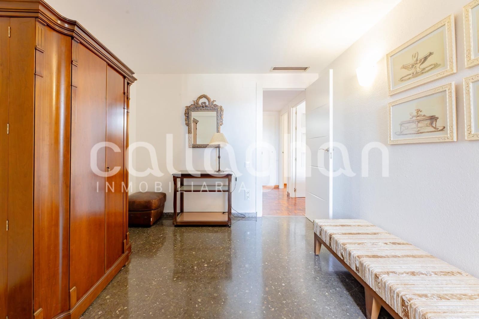 4 soveværelse Lejlighed til salg i Valencia by med garage - € 695.000 (Ref: 9927624)
