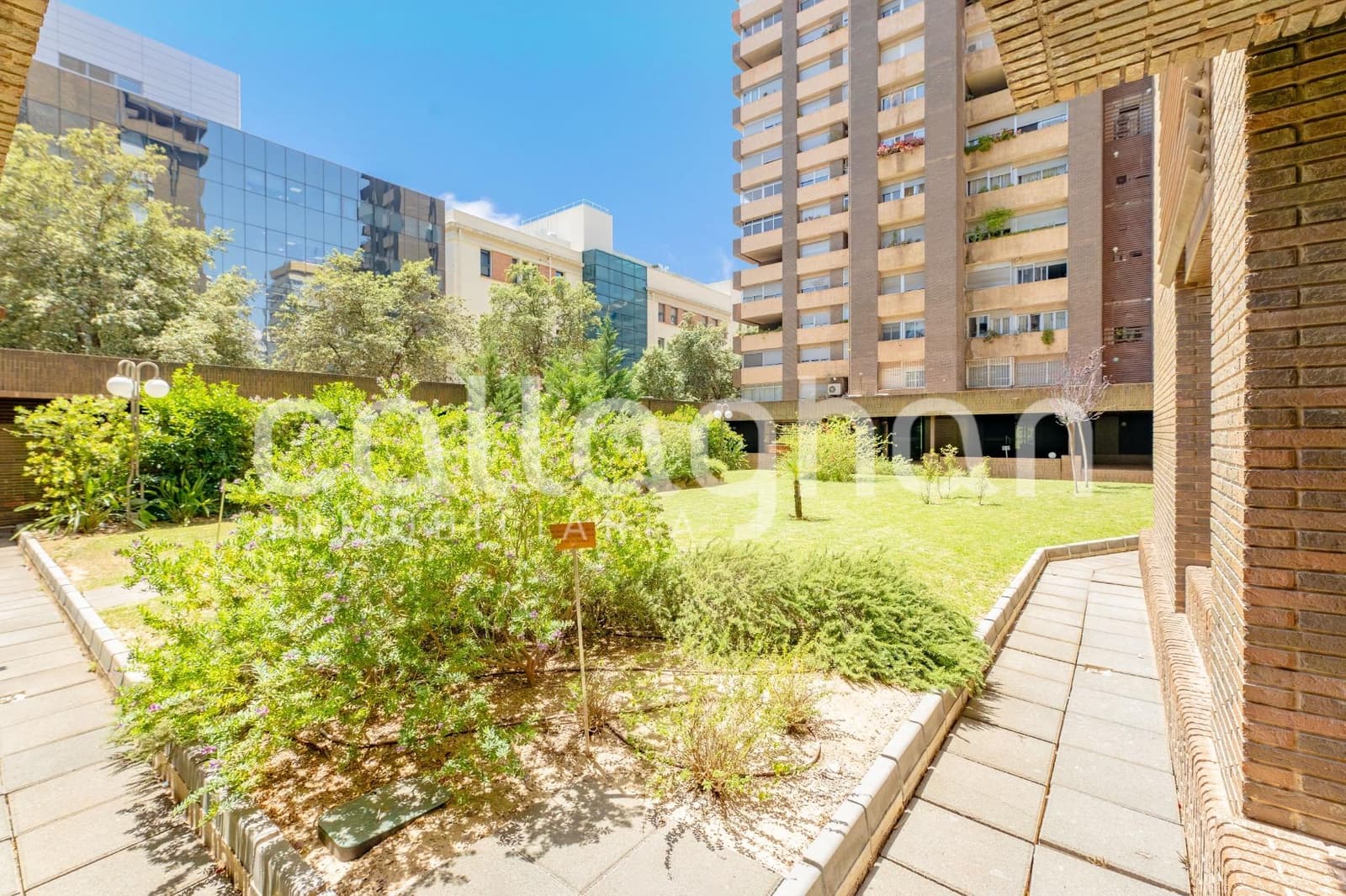4 soveværelse Lejlighed til salg i Valencia by med garage - € 695.000 (Ref: 9927624)