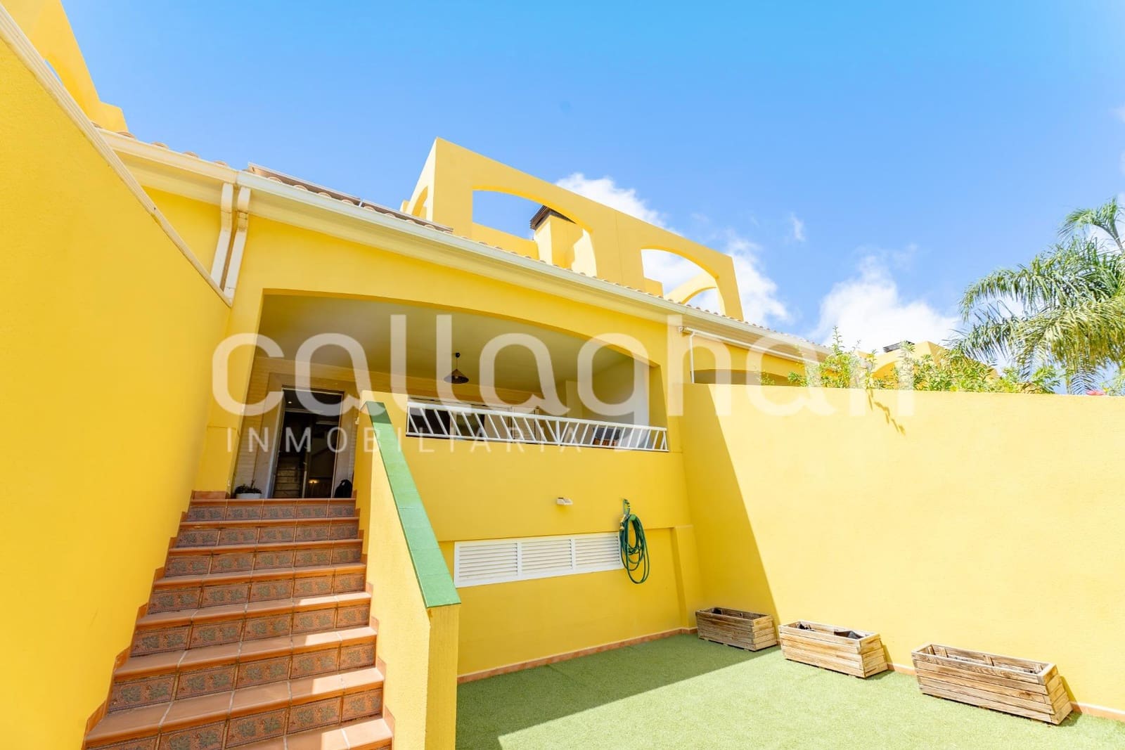 4 bedroom Terraced Villa for sale in Almarda with pool - € 410,000 (Ref: 9929554)