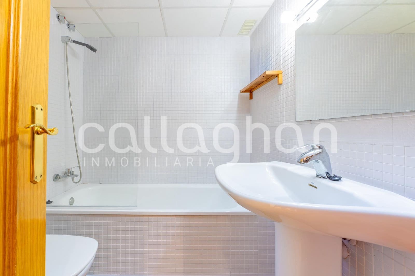 4 bedroom Terraced Villa for sale in Almarda with pool - € 410,000 (Ref: 9929554)
