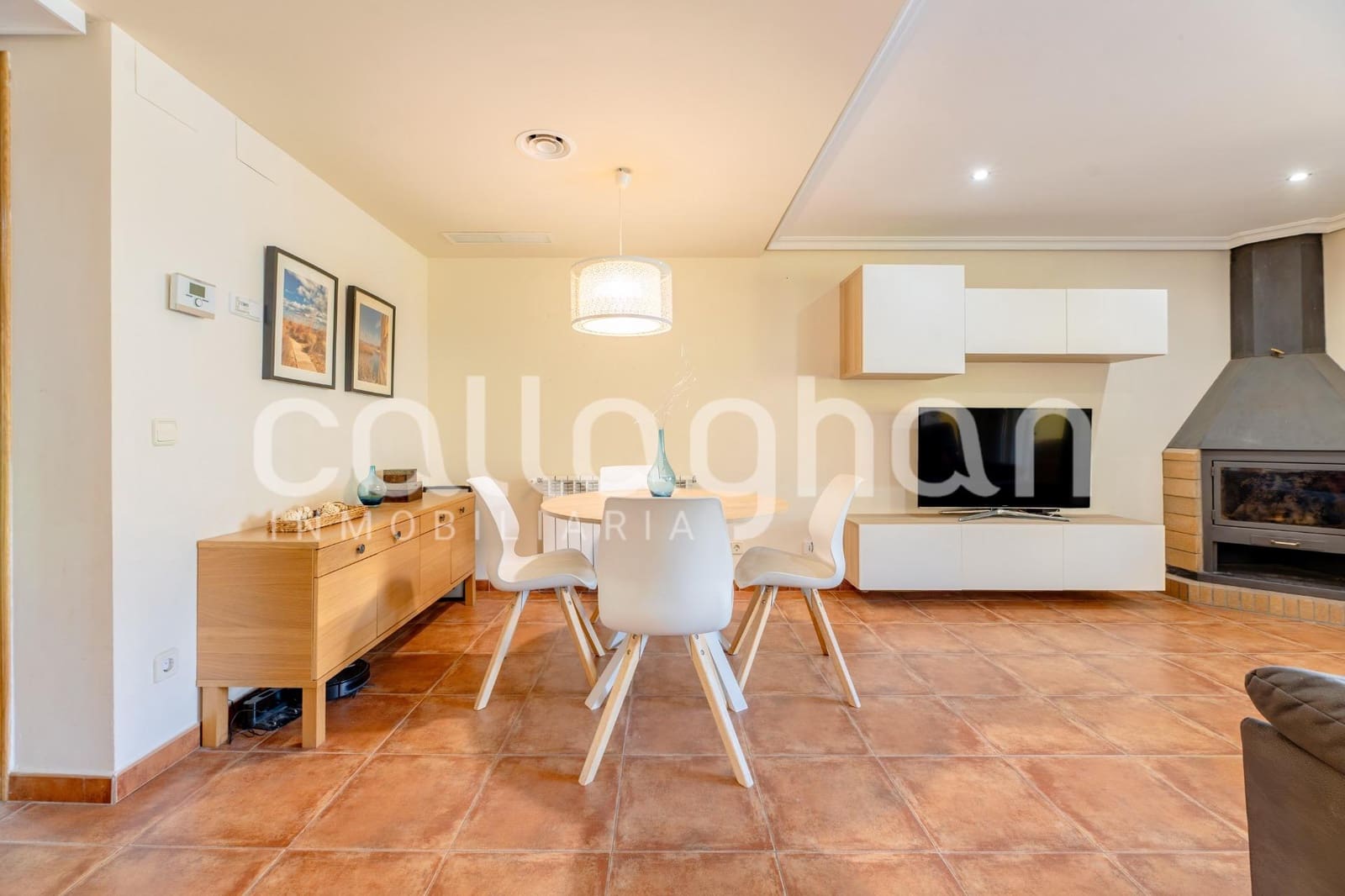 4 bedroom Terraced Villa for sale in Almarda with pool - € 410,000 (Ref: 9929554)