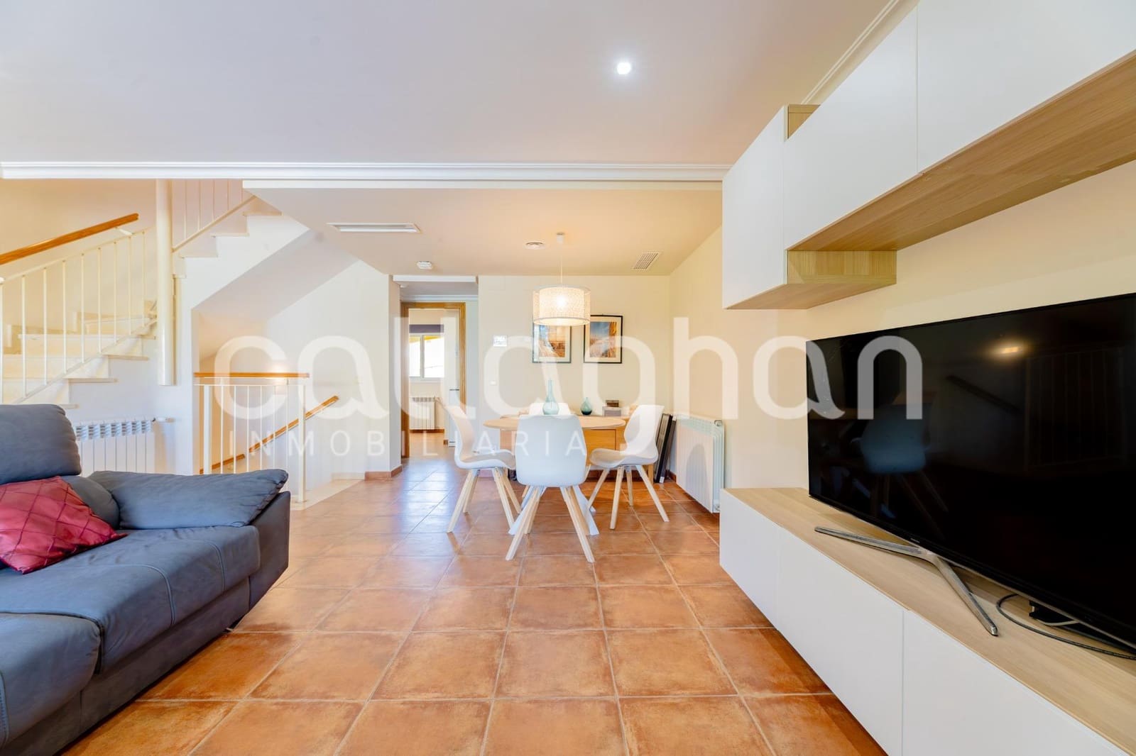 4 bedroom Terraced Villa for sale in Almarda with pool - € 410,000 (Ref: 9929554)
